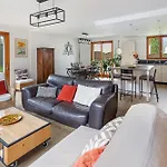 펜션 Les Pavots - Spacieux & Familial 몽테규